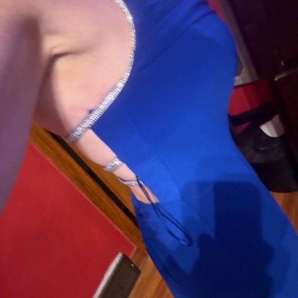 NWT. Blue SIZE 4 Dance dress / rhinestone / formal gown /long/designer - Picture 11 of 11